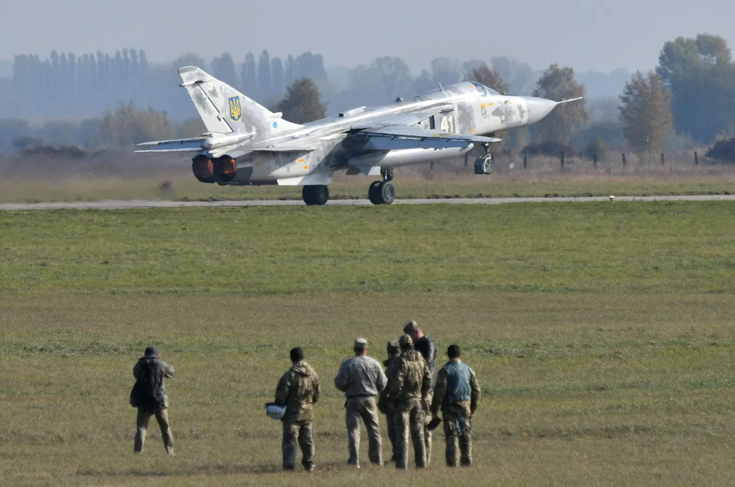 Ukraina eesliinipommitajaks on praegu Nõukogude-aegne SU-24, mis saab Storm Shadow tiibrakettide lisamisega võimekuse, mida varem pole olnud.