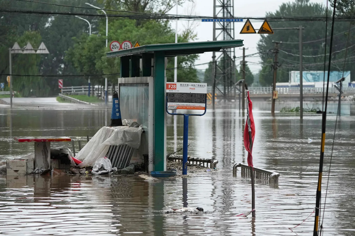 Vihmast tingitud üleujutus Pekingis.