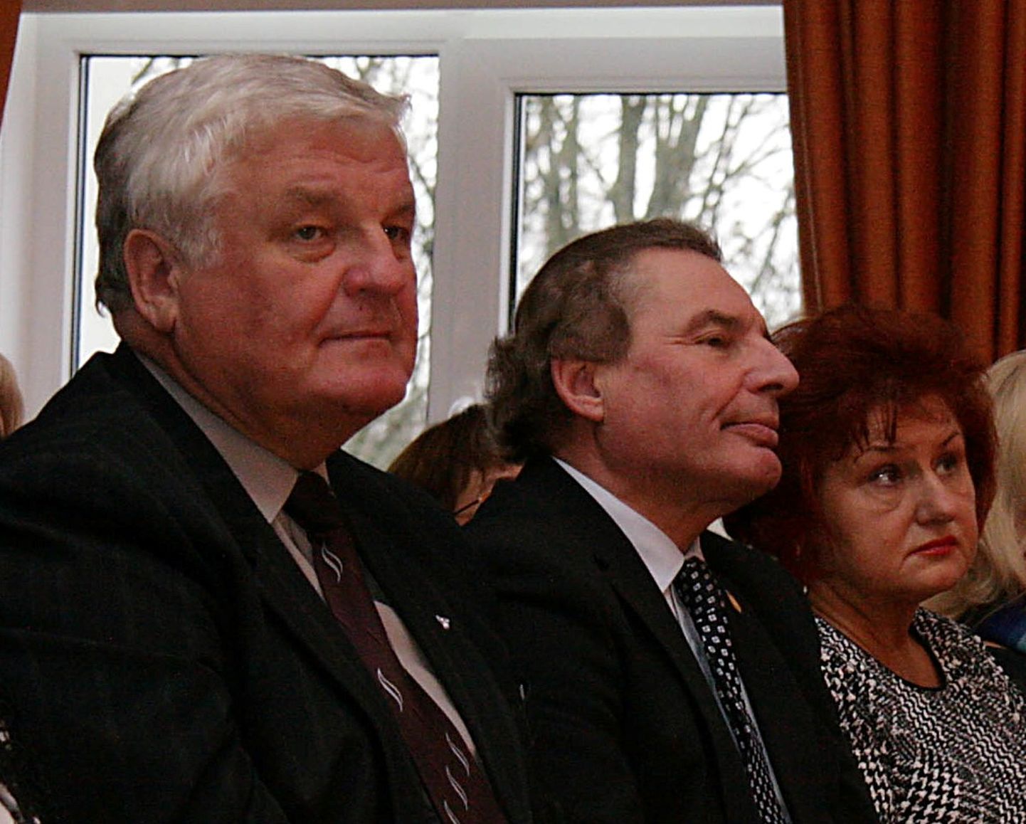 Valeri Korb, Jevgeni Solovjov ja Ljudmila Jantšenko juhtisid õlg-õla kõrval Kohtla-Järve linna üle 15 aasta. Nüüd kohtus korruptsioonis süüdimõistetud Solovjov sellest triost välja langenud. PEETER LILLEVÄLI