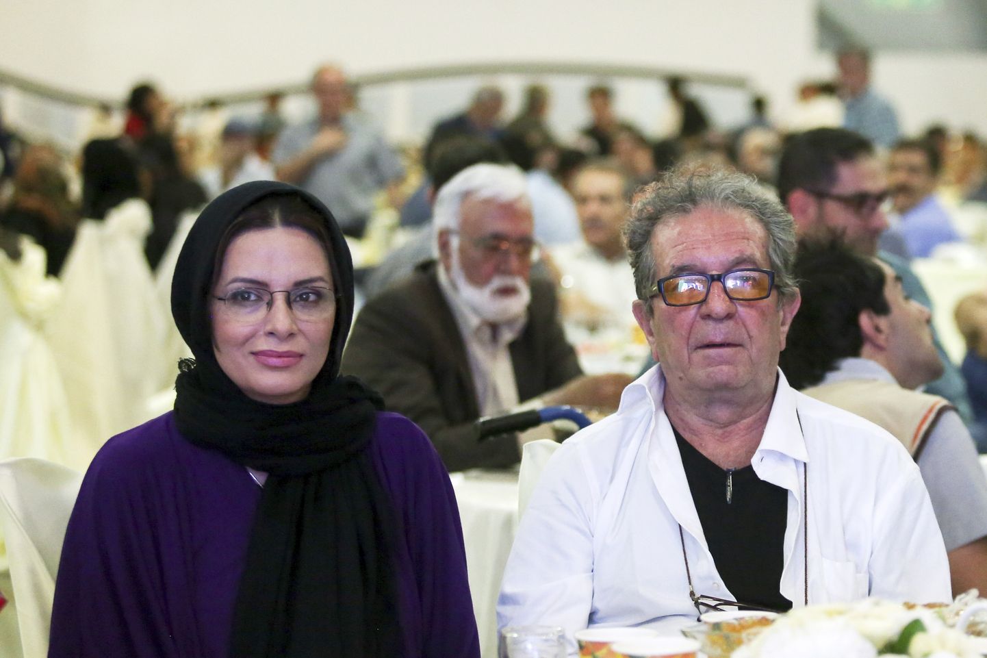 Iraani filmirežissöör Dariush Mehrjui ja tema naine Vahideh Mohammadifar 2015. aastal Teheranis toimunud filmiüritusel.