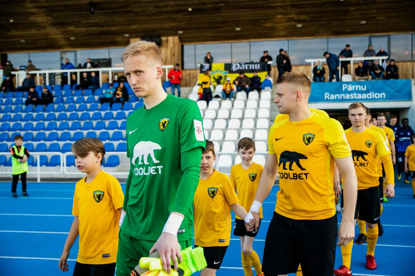 Pärnu Vapruse jalgpallimeeskond.