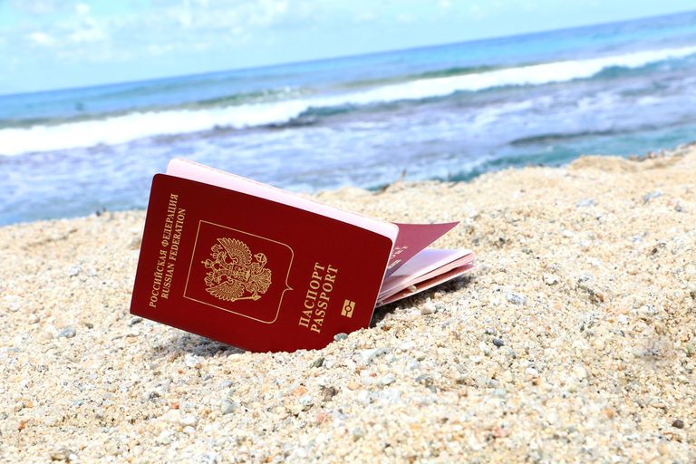 Venemaa pass rannaliival. Pilt on illustreeriv.