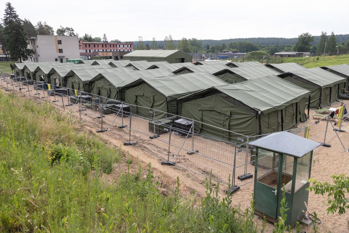 380 migranti majutav Pabradė migrantide keskus on Leedu rändekriisi üks sümboleid.