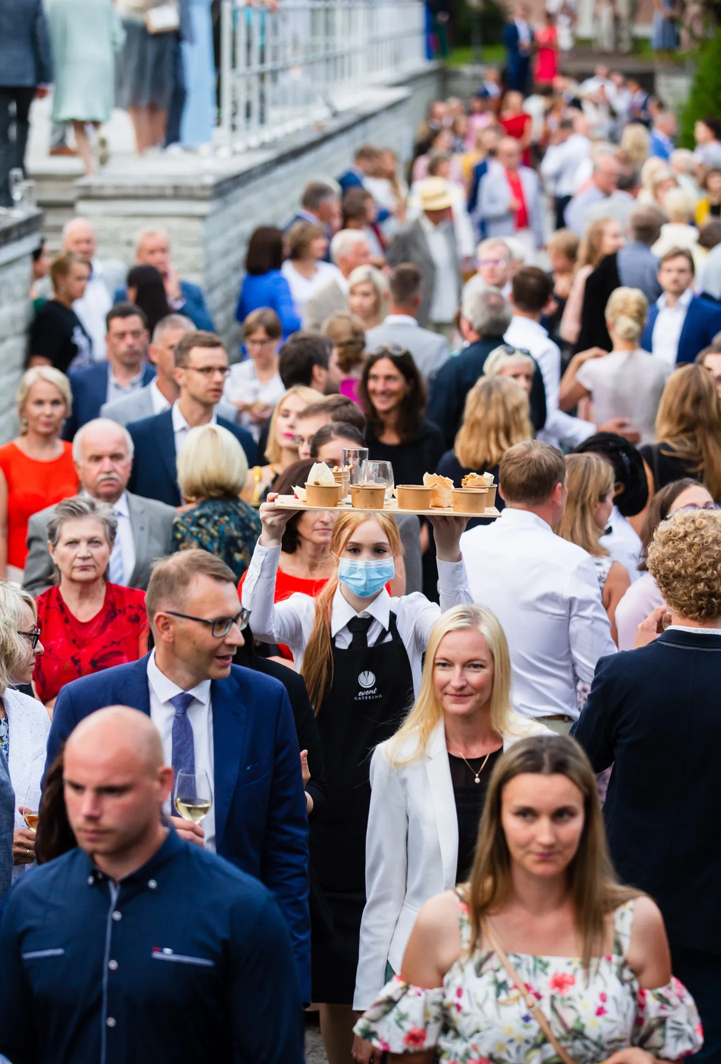 Taasiseseisvumispäevale pühendatud presidendi vastuvõtt Kadrioru lossi roosiaias. Foto on illustratiivne!