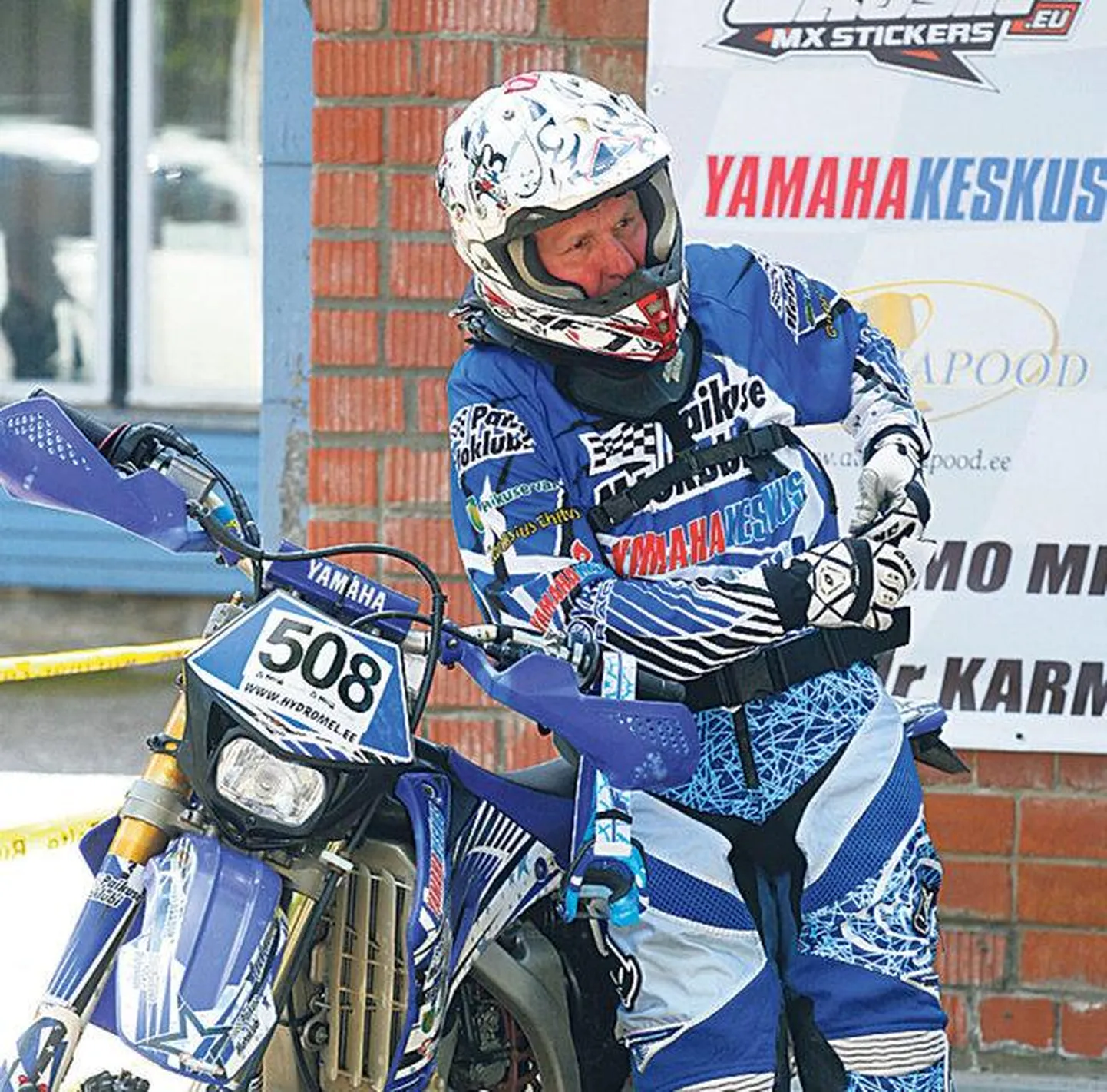 Paikuse motoklubi eestvedaja Toivo Nikopensius tõi Leedu enduurosprindilt teise auhinna.