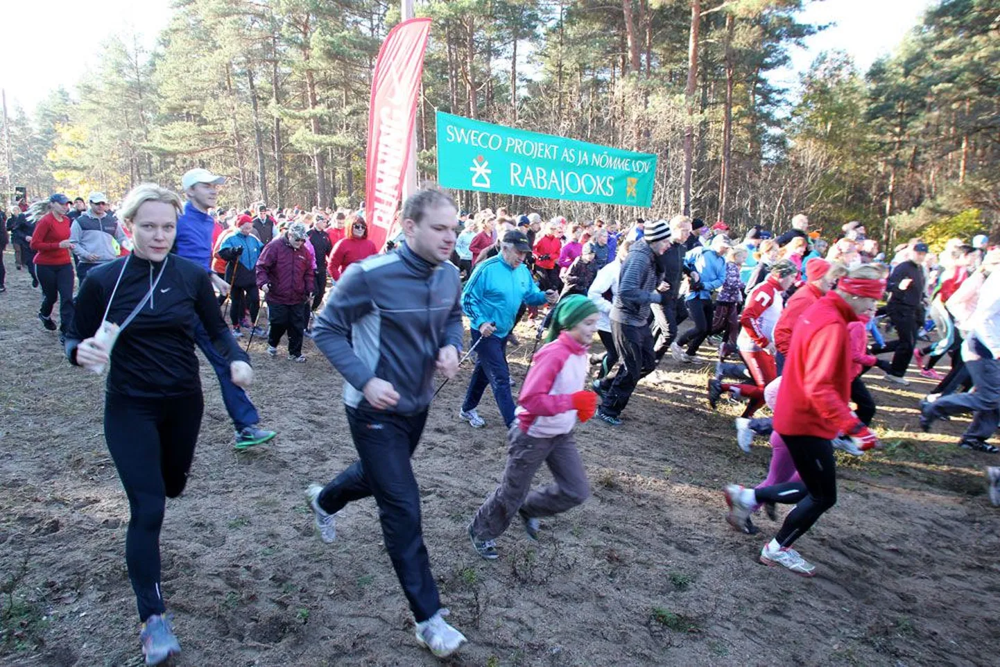 Vaatamata spordi juhtimises ja rahastamises valitsevatele probleemidele, on rahvaspordiüritustel massiliselt osalejaid.