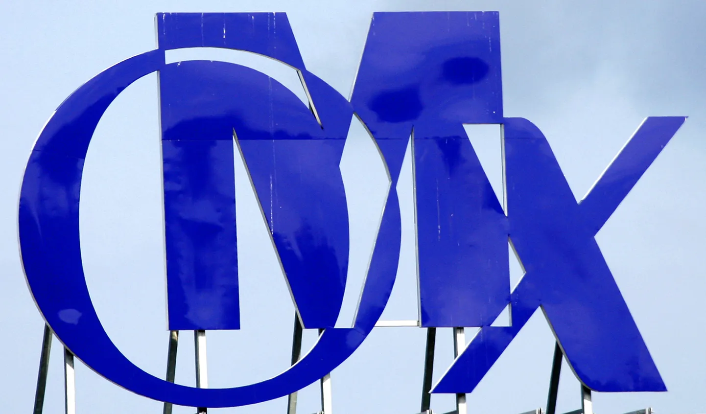 Arhiivifoto: OMX logo on näha hoone tipus nende peakorteri lähedal Stockholmis 20. augustil 2007.