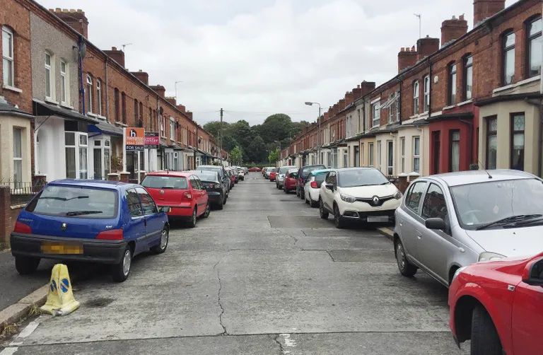 Tänav Belfastis, kus asub ka McCannide endine kodu (Press Association Images)