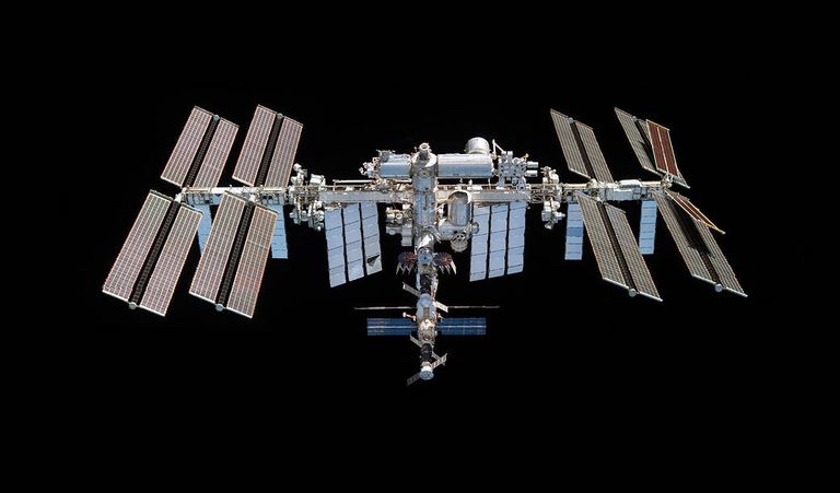 Kosmosetranspordiettevõtte SpaceX kosmoselaevast Crew Dragon tehtud foto rahvusvahelisest kosmosejaamast (ISS) novembris 2021