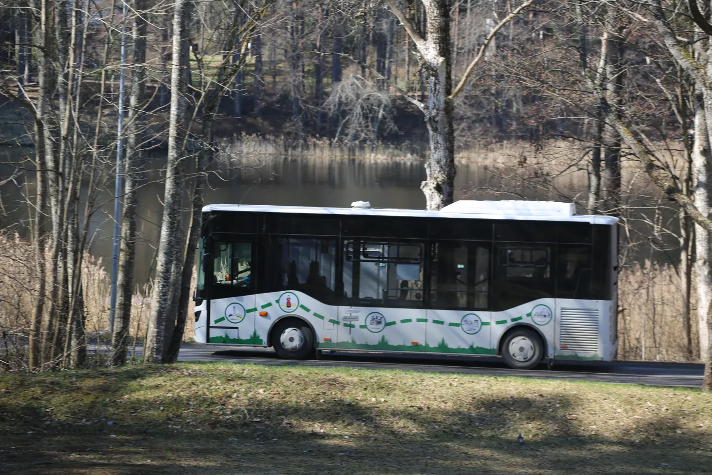 Ühistransport kevadisel Võrumaal.