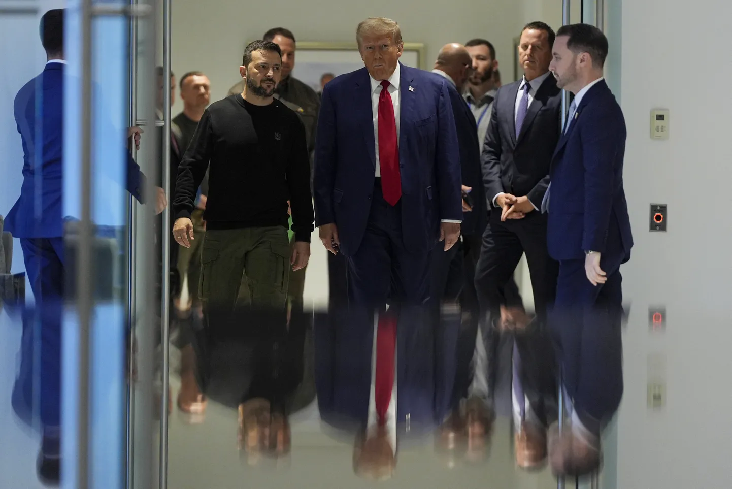Ukraina president Volodõmõr Zelenskõi reageeris USA valimistulemustele vaoshoitult. Trumpi kampaaniaaegset avaldust, et tema suudab sõja lõpetada kiiresti, on Ukraina president kommenteerinud, et see ei ole võimalik.