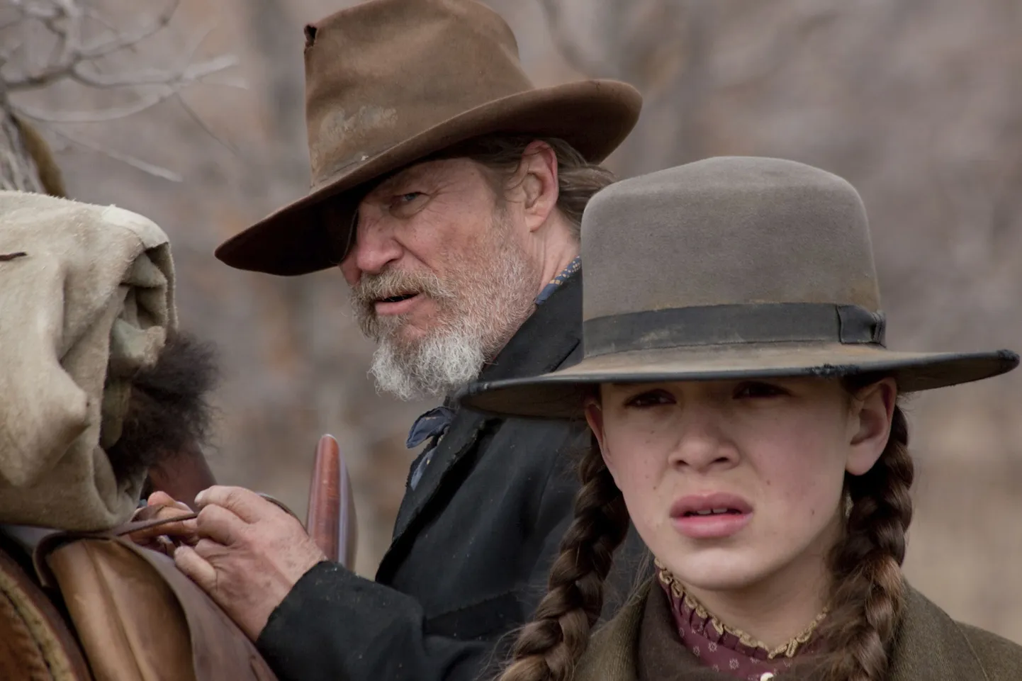 Kaader filmist «True Grit». Fotol Jeff Bridges ja Hailee Steinfeld