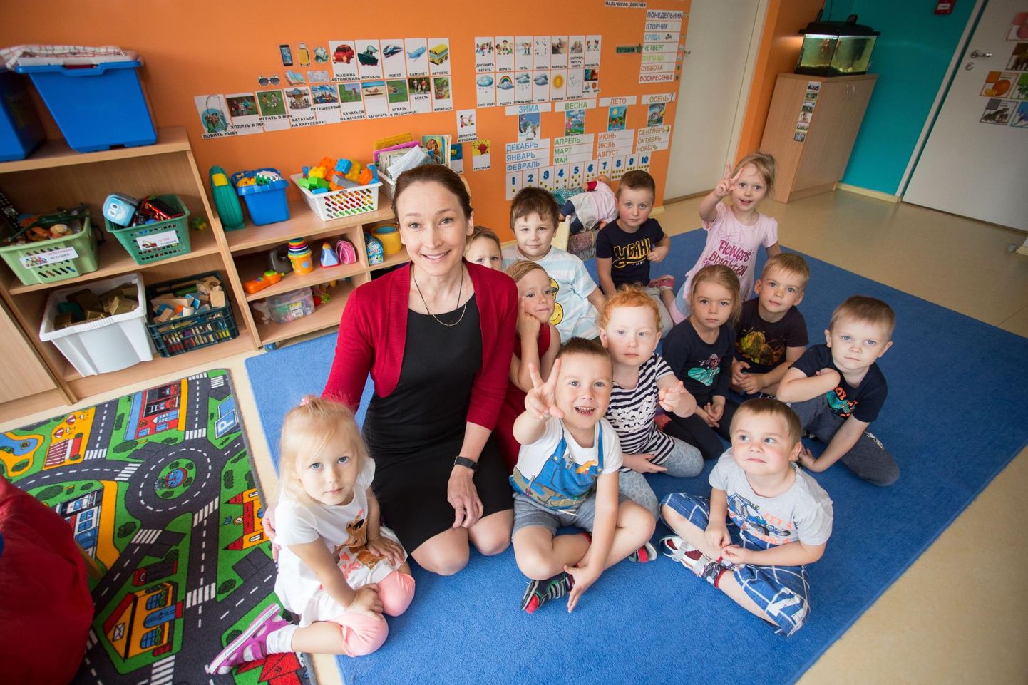 Tapa lasteaia Vikerkaar juht Lii Jairus pälvis aasta õppeasutuse juhi tiitli keelekümbluse eduka korraldamise eest.