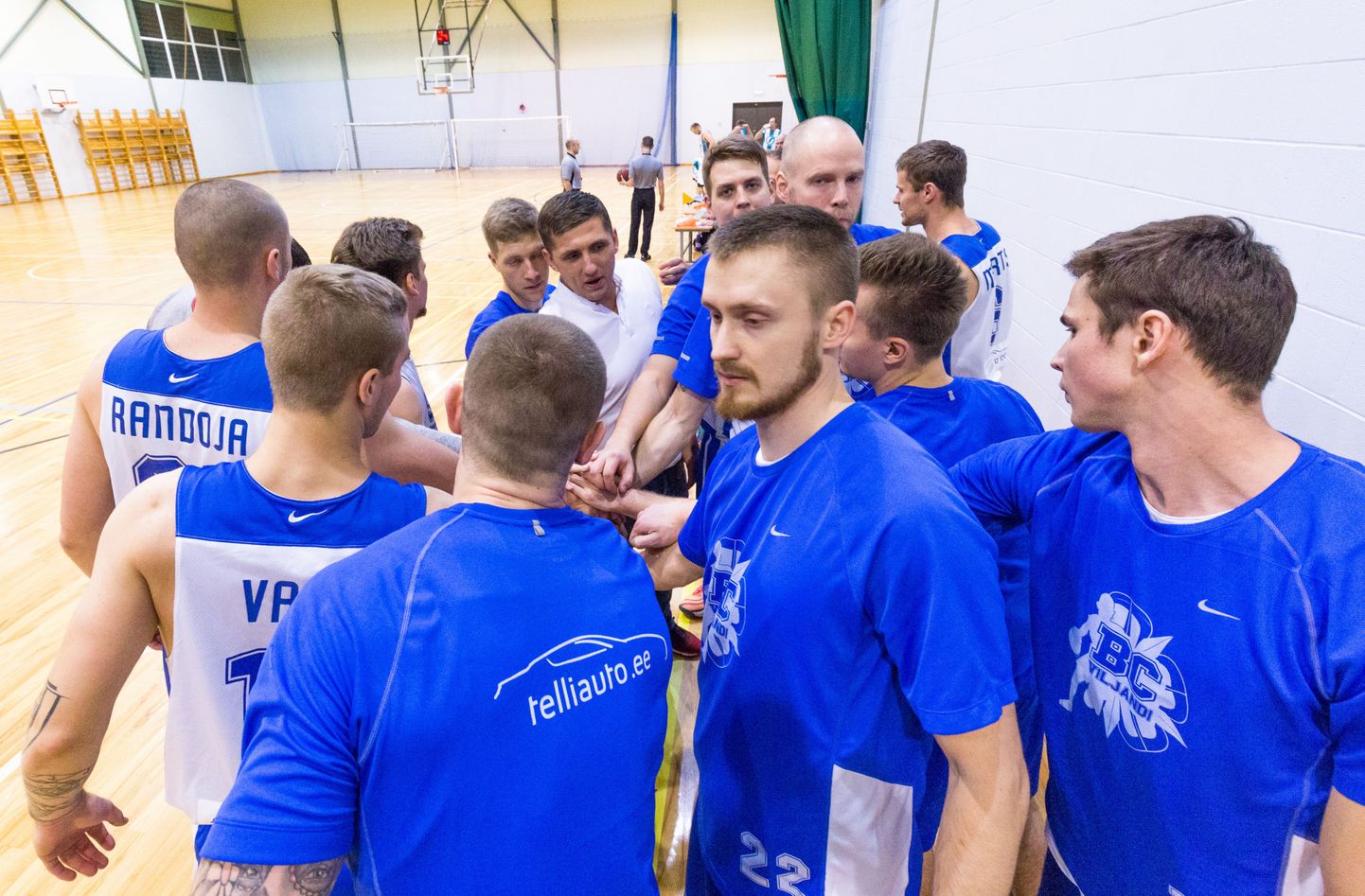 BC Viljandi / telliauto.ee meeskond mängib reedel teise liiga poolfinaalkohtumist Väike-Maarja spordihoones.