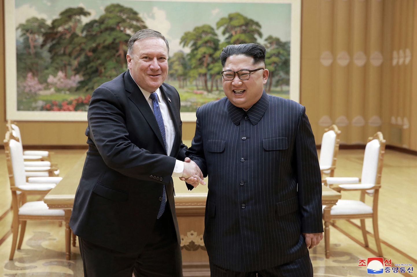 Põhja-Korea liider Kim Jong-un ja USA välisminister Mike Pompeo.