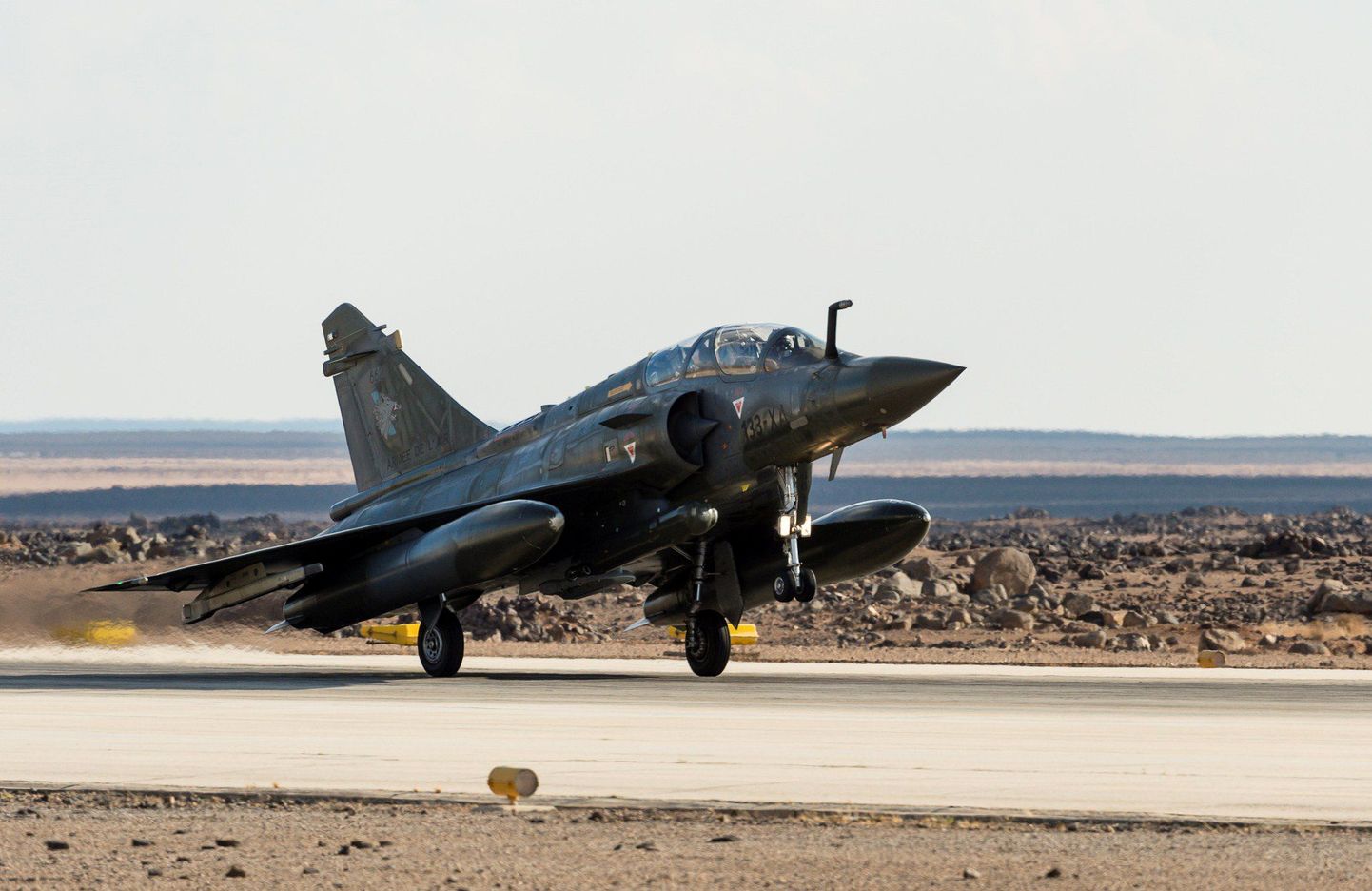 Prantsusmaa saatis Jordaaniasse kolm hävitajat Mirage