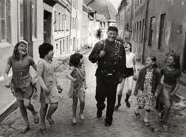 Eesti tänavafotograafia, Harald Leppikson 1980ndad.