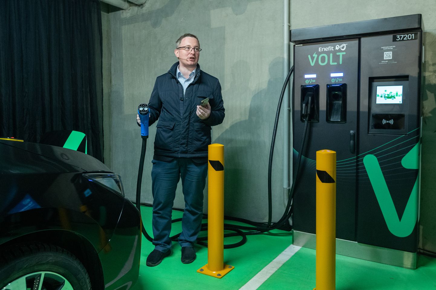 Enefit Volt 2 elektriauode laadija avamine Ülemiste keskuse parklas. Pildil Eesti Energia juhatuse liige projektide, tehnoloogia ja uue äri valdkonnas Margus Vals.
