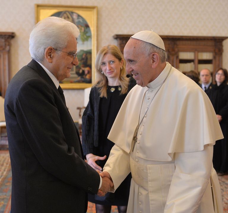 Paavst rääkis niinimetatud paadipõgenike probleemist Itaalia presidendi Sergio Mattarellaga.
