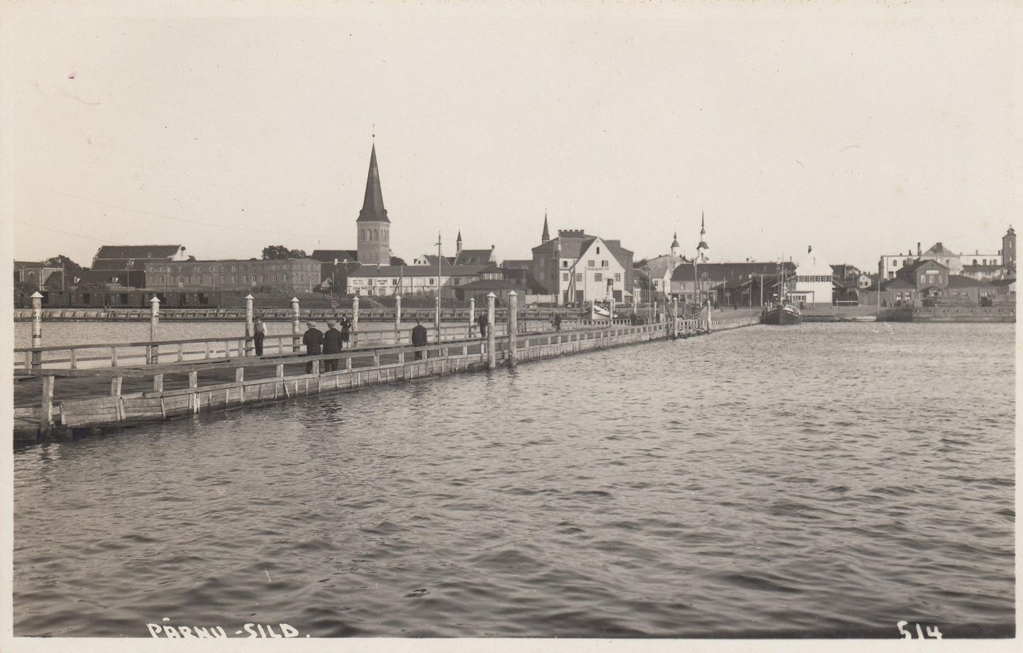 1803. aastal Pärnu kaupmeeste rajatud Nahksillal on mitu puudust.