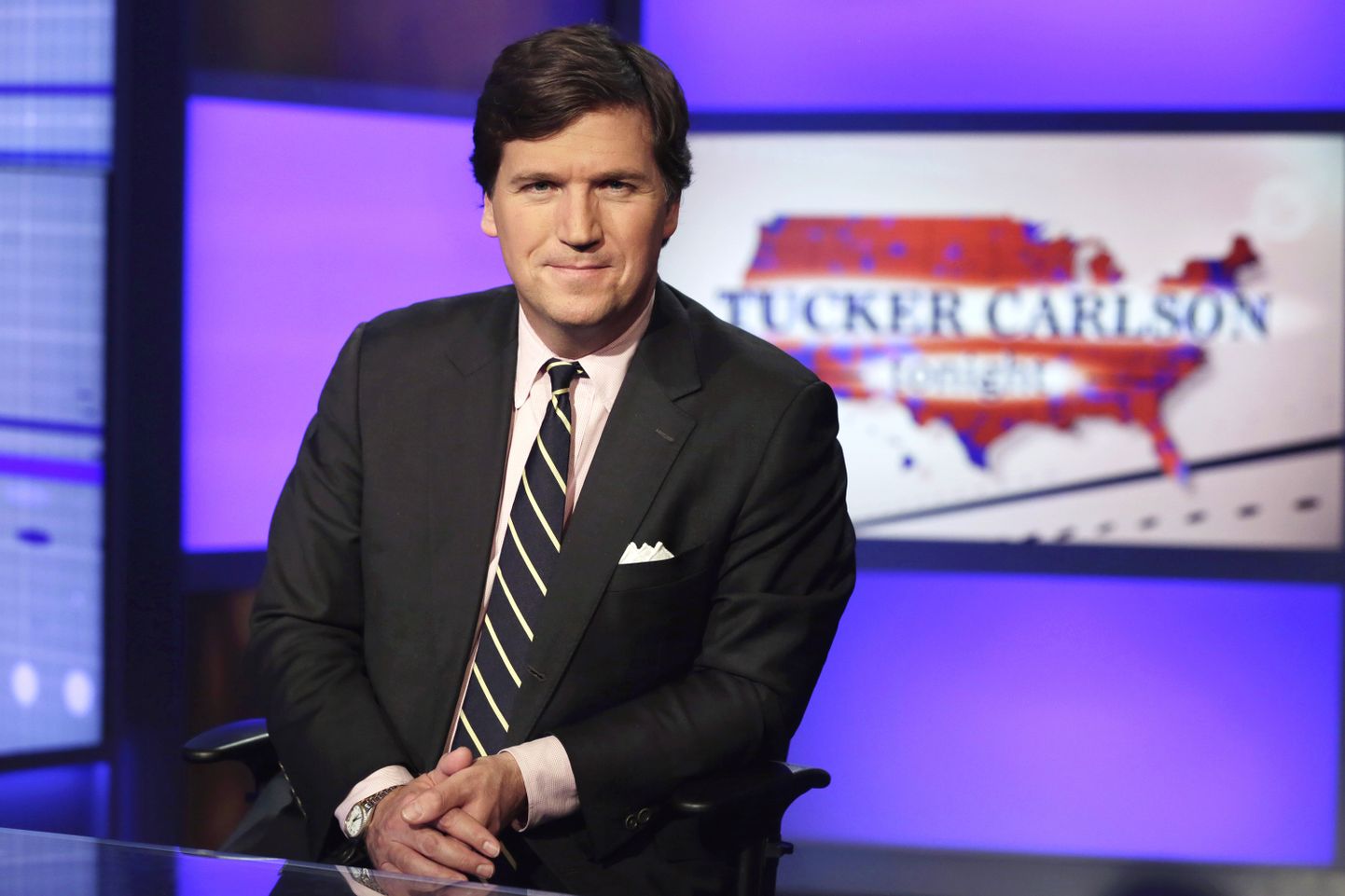 Tucker Carlson juhtis 2016–2023 Fox Newsi igaõhtust poliitilist jutusaadet «Tucker Carlson Tonight». Foto on tehtud 2. märtsil 2017