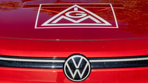 Volkswageni kohale kogunevad tormipilved. «Oodake lahingut!»