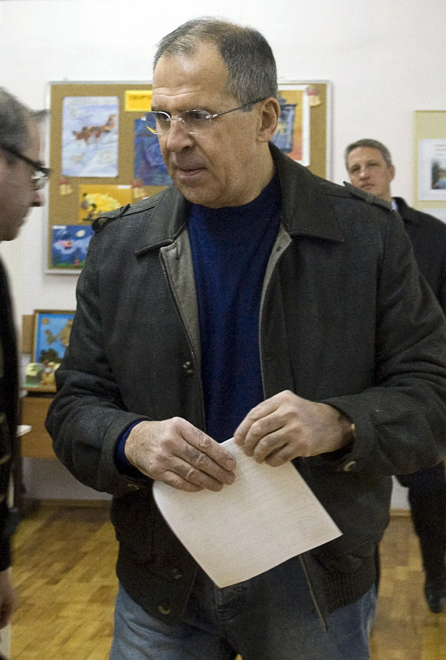 Sergei Lavrov 4. detsembril Moskvas asuvas valimisjaoskonnas.