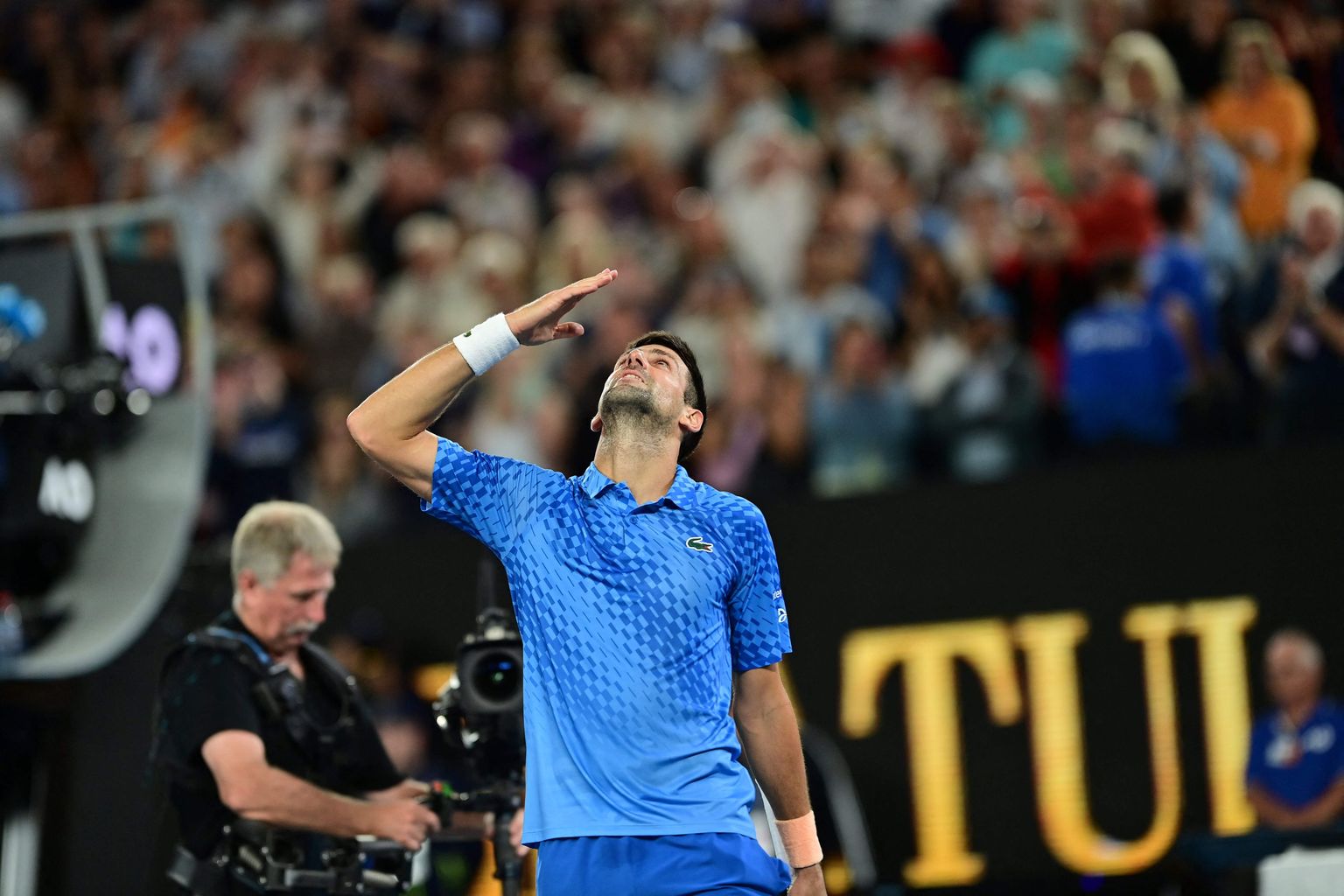 Novak Djokovic juubeldamas pärast 10. Austraalia lahtiste võitu.