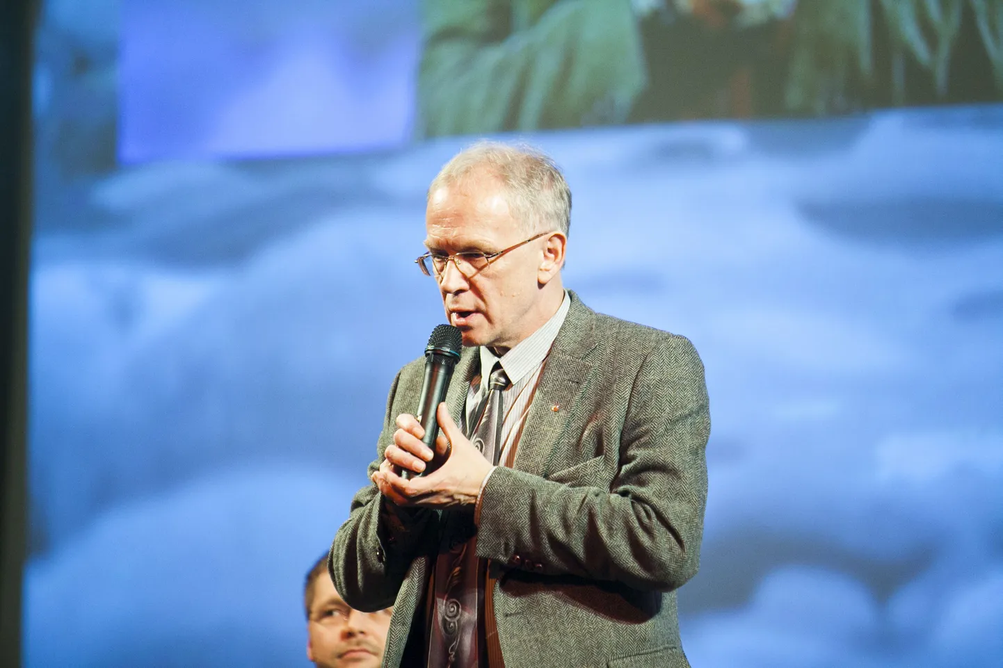 Eiki Nestor.