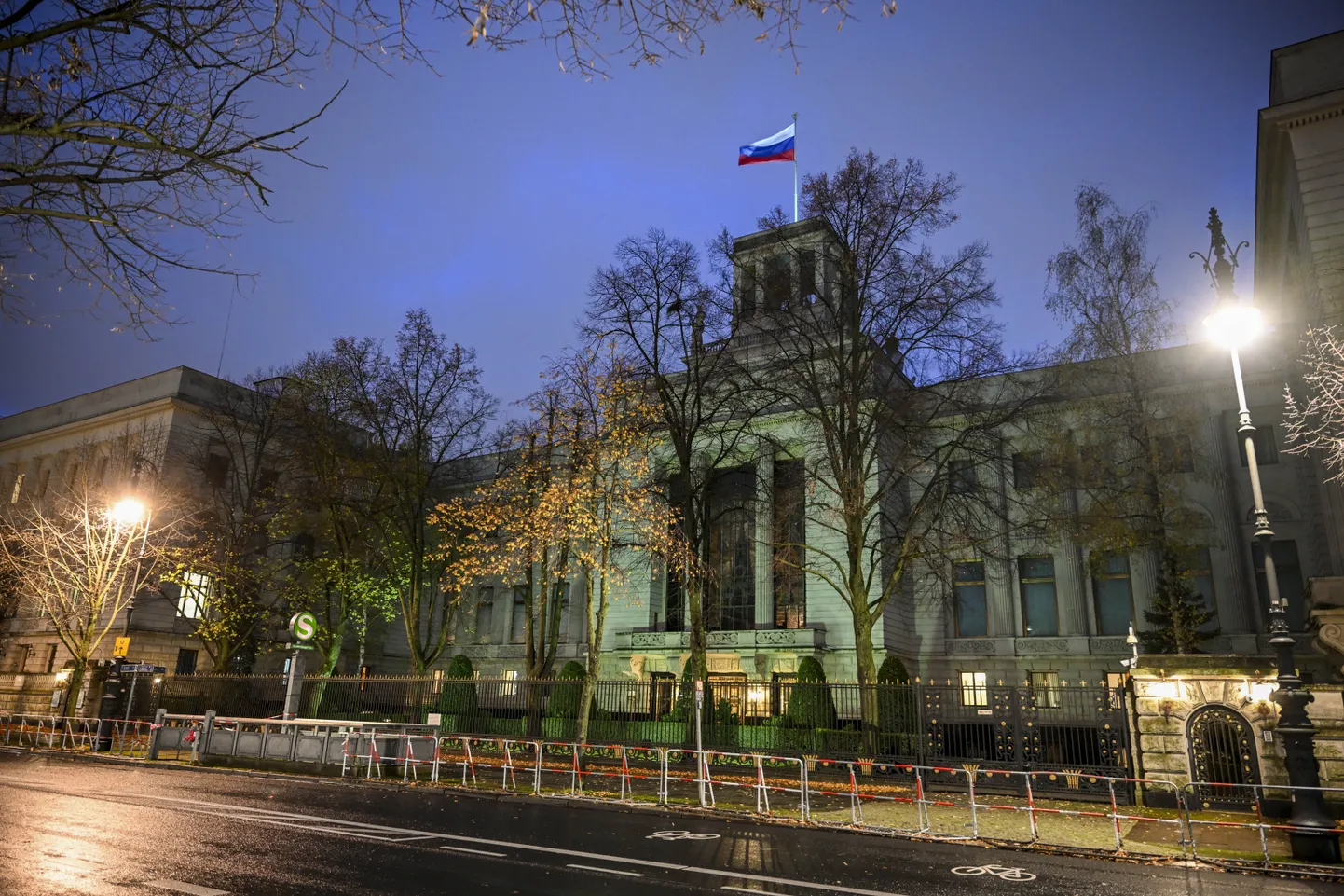 Krievijas vēstniecības ēka Berlīnē.