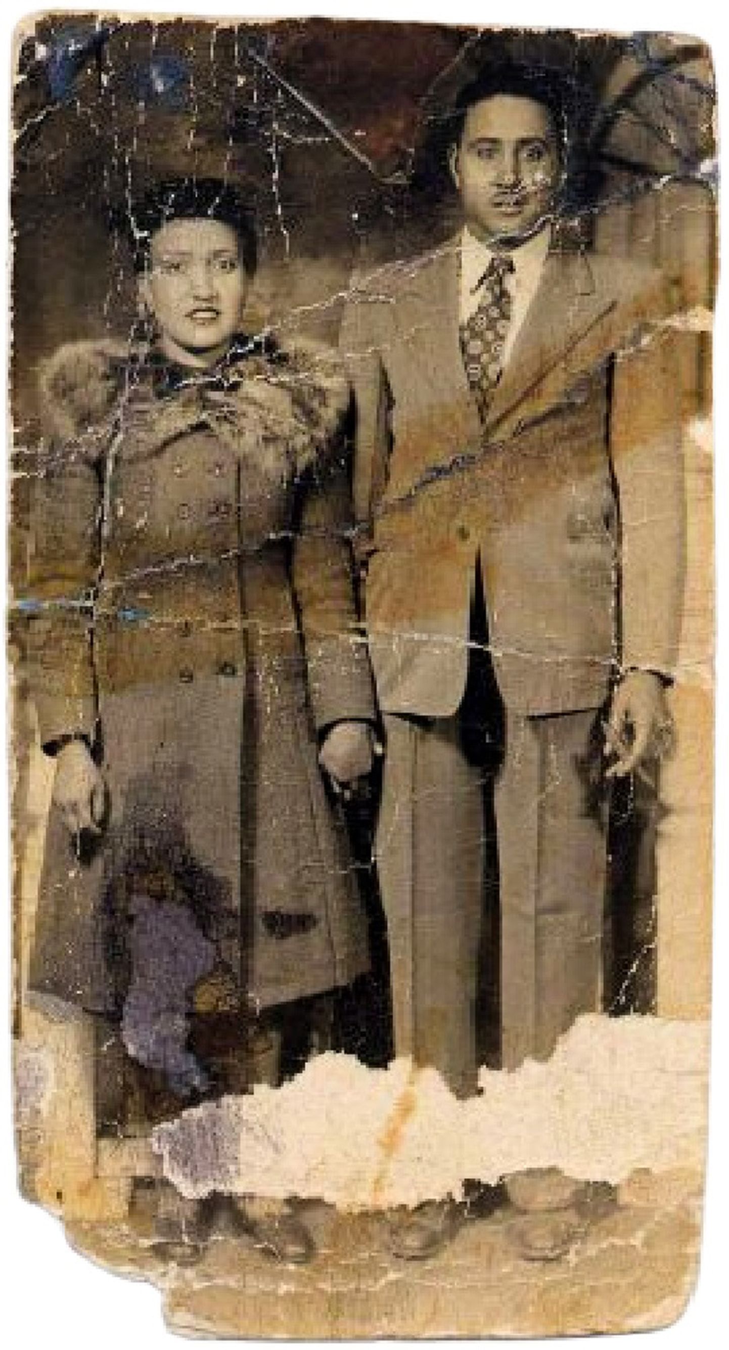 Henrieta Laksa ar vīru Deividu Laksu ap 1940. gadu.
