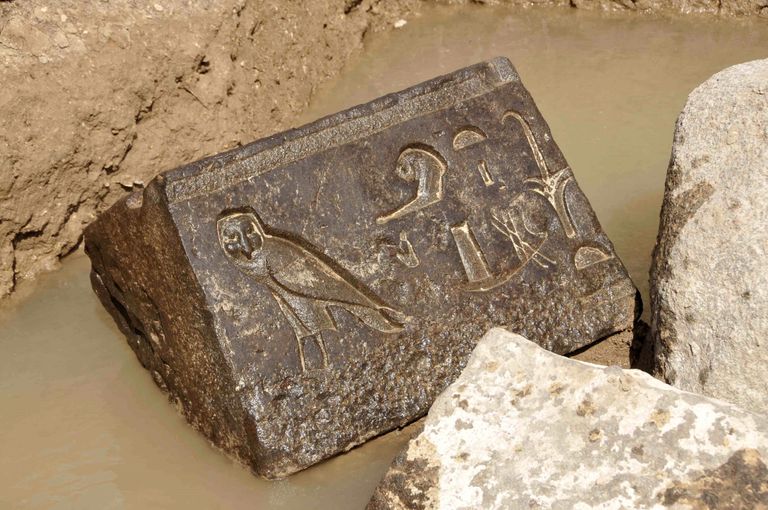 Kairost leitud antiikesemed, mida seostatakse Heliopolisega
