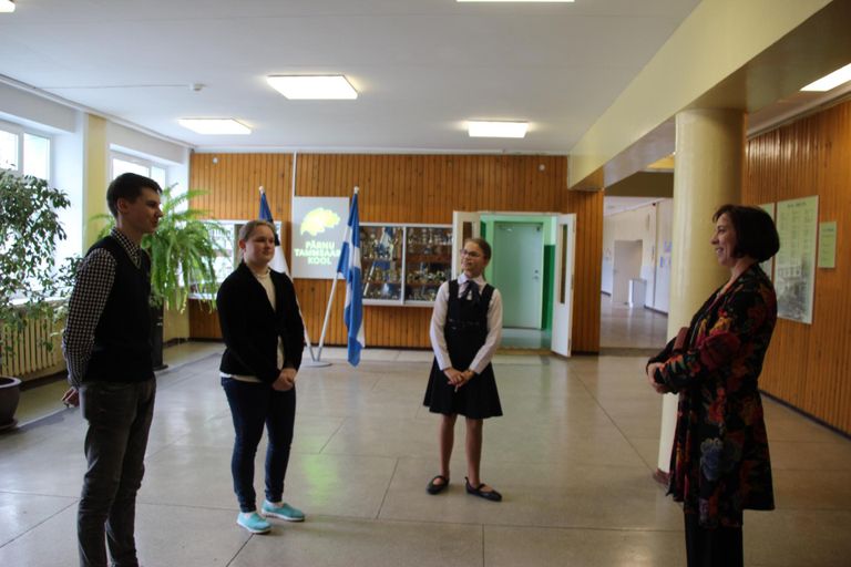 Tammsaare kool võõrustas multikultuursete koolide võrgustiku õpetajaid ja haridusminister Mailis Repsi.