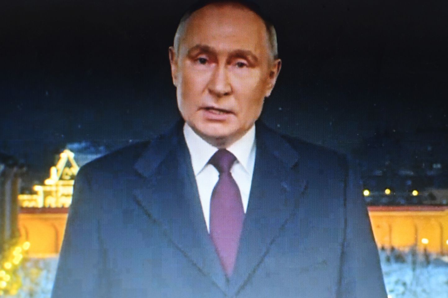 Venemaa president Vladimir Putin pidas 31. detsembril 2023 oma traditsioonilise aastalõpukõne. Telekanalil Rossija-1 nähtu tekitas spekulatsioone, kas Putin ja ta kõne olid tehisintellekti loodud.
