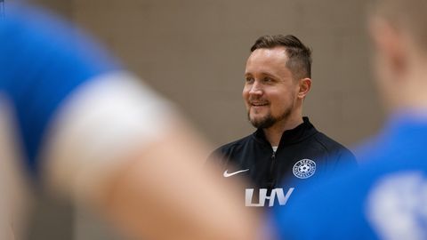 «MM-valikturniiri põhiringi jõudmine on alles algus.» Kytölä jätkab Eesti saalivutikoondise peatreenerina