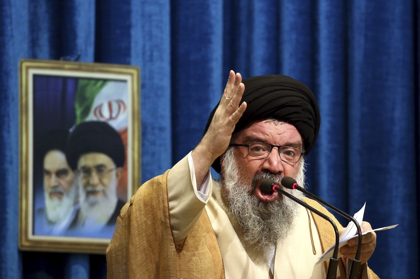 Iraani kõrge vaimulik ajatolla Ahmad Khatami jaanuaris.