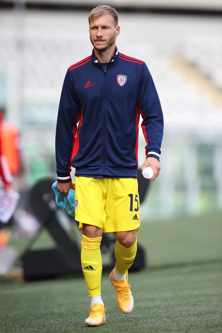 Saab näha, kas Ragnar Klavan suudab uue peatreeneri all marssida taas Cagliari algkoosseisu.
