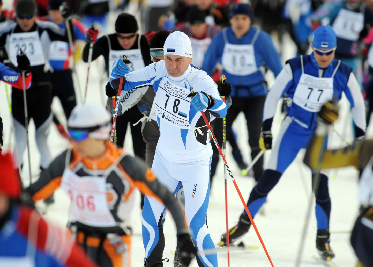 Andrus Ansip mullu veebruaris Sapporo suusamaratonil.