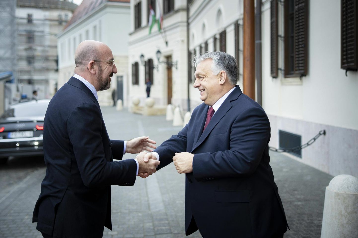 Ungari peaminister Viktor Orbán tervitas mullu novembris Euroopa Ülemkogu eesistujat Charles Micheli Budapestis.