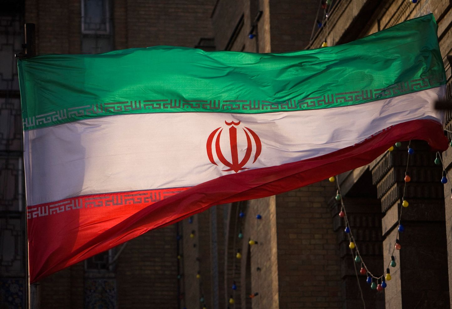Iraani lipp.