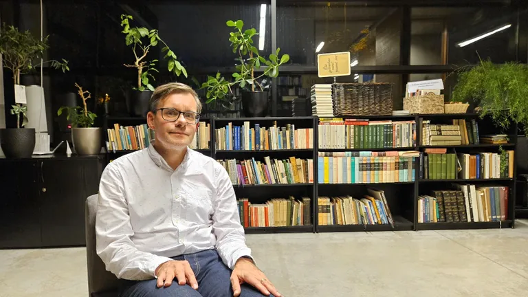 Teologs, vairāku grāmatu autors un Rīgas Lutera draudzes mācītājs Linards Rozentāls.