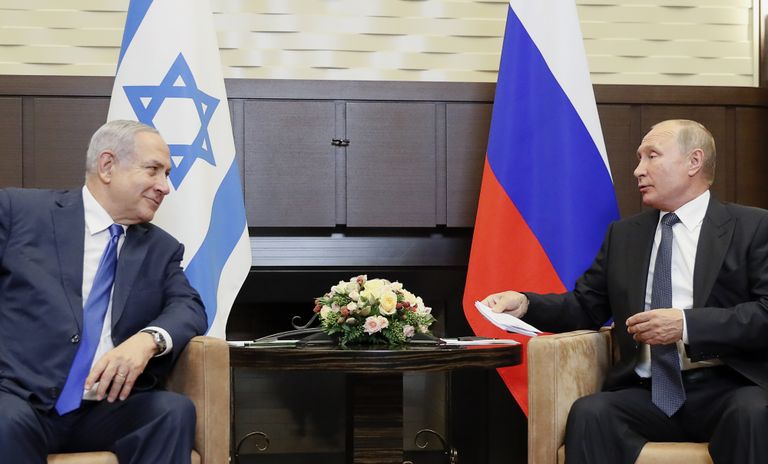 Iisraeli peaminister Benjamin Netanyahu ja Venemaa president Vladimir Putin Sotšis kohtumisel.