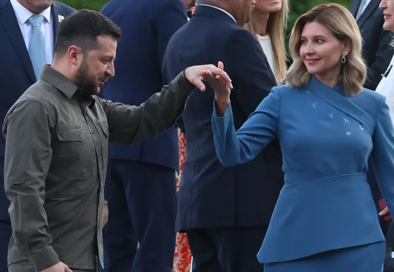 Leedus Vilniuses toimub 11.-12. juulil 2023 NATO tippkohtumine. 11. juulil tehtud fotol on Ukraina president Volodõmõr Zelenskõi ja ta naine Olena Zelenska