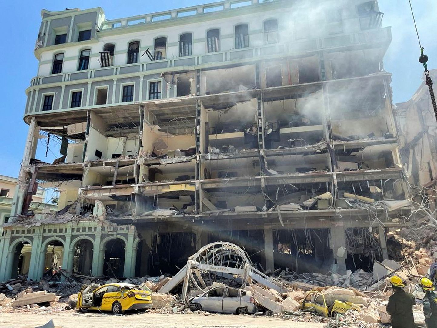 Взрыв в отеле