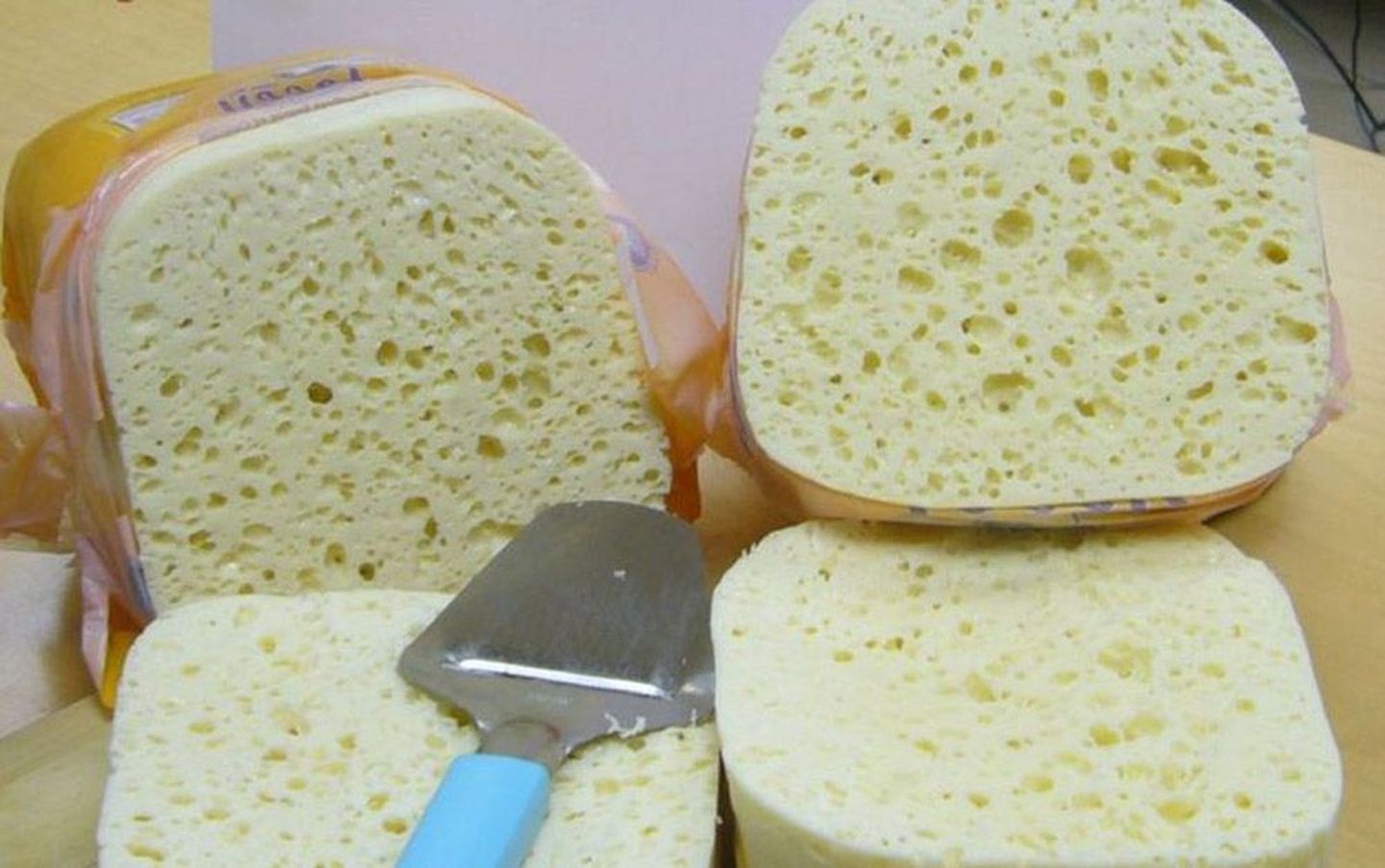 Lacey Swiss nime kandvat juustu valmistab Võrus asuv Valio tehas spetsiaalselt ameeriklastele.