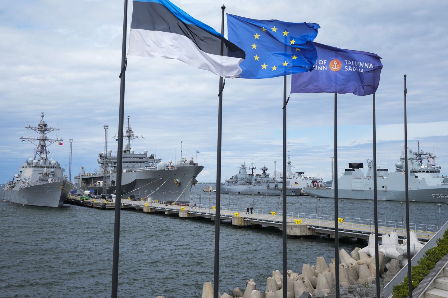 NATO sõjalaevad Tallinnas juunis, mereõppuse Baltops 2023 raames.