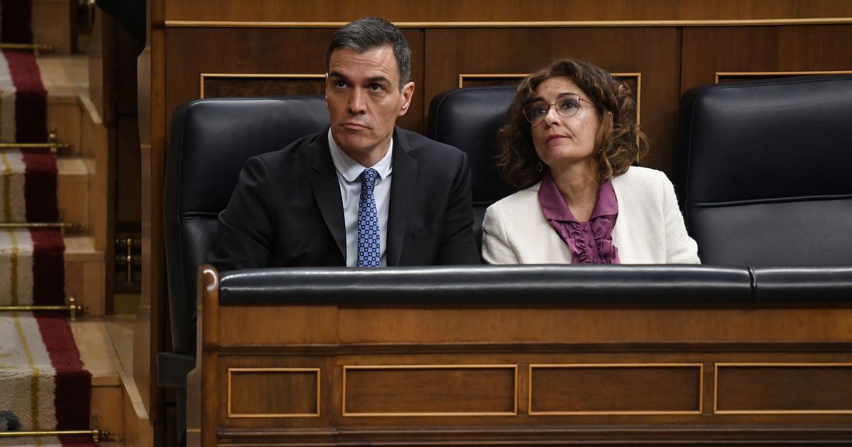 VALITSUS PLINDRIS ⟩ Kataloonia iseseisvuslased kukutasid ise amnestiakava Hispaania parlamendis läbi