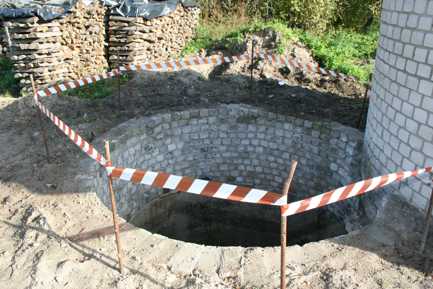 Ohtlik kaevuauk.
