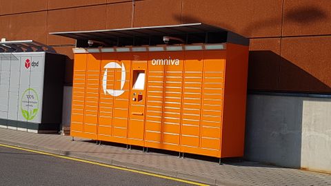 Теперь через посылочные автоматы Omniva можно отправлять и посылки DHL Express
