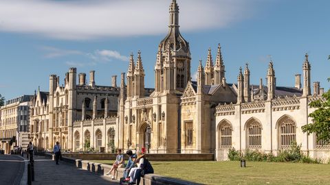 CAMBRIDGE'I USALDUSKRIIS ⟩ Uus paljastus: akadeemik kuulus terrorirühmitusse